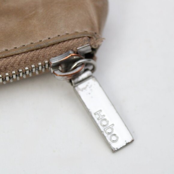 Hobo International Millie Clutch Tan Leather Kiss-Lock Closure Purse Handbag - Picture 8 of 8